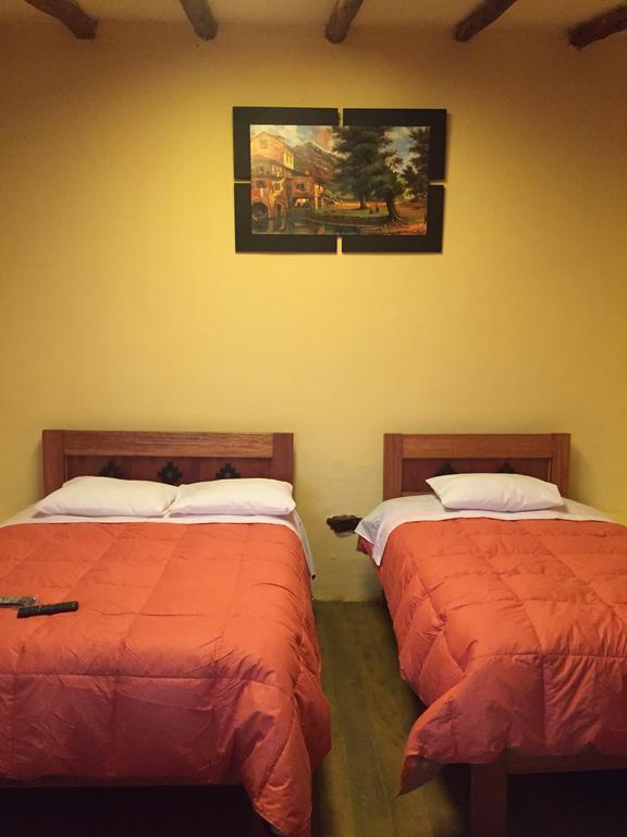 Rumi Sonqo Hostel Ollantaytambo Bagian luar foto