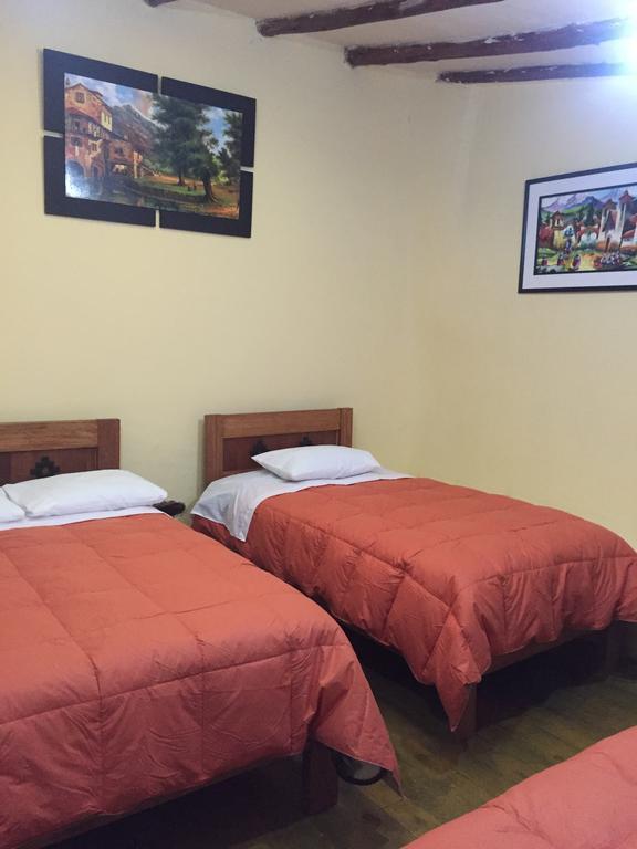 Rumi Sonqo Hostel Ollantaytambo Bagian luar foto